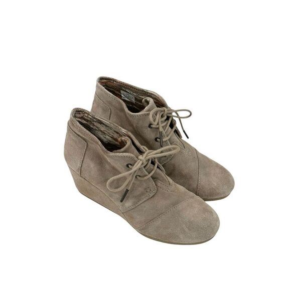 Toms Boots Desert Wedge Heels Lace Up Ankle Booties Beige Suede Comfort - Picture 2 of 9